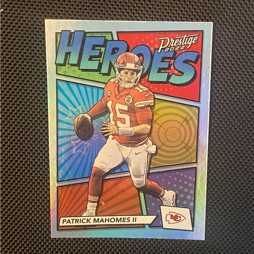 2022 Panini Prestige Football Patrick Mahomes Heroes Silver (#H-4)